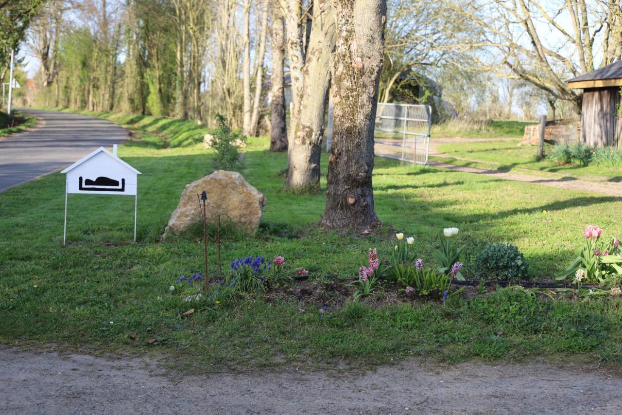 Ferme Des Trois Poiriers, Teloche Bed & Breakfast Exterior photo